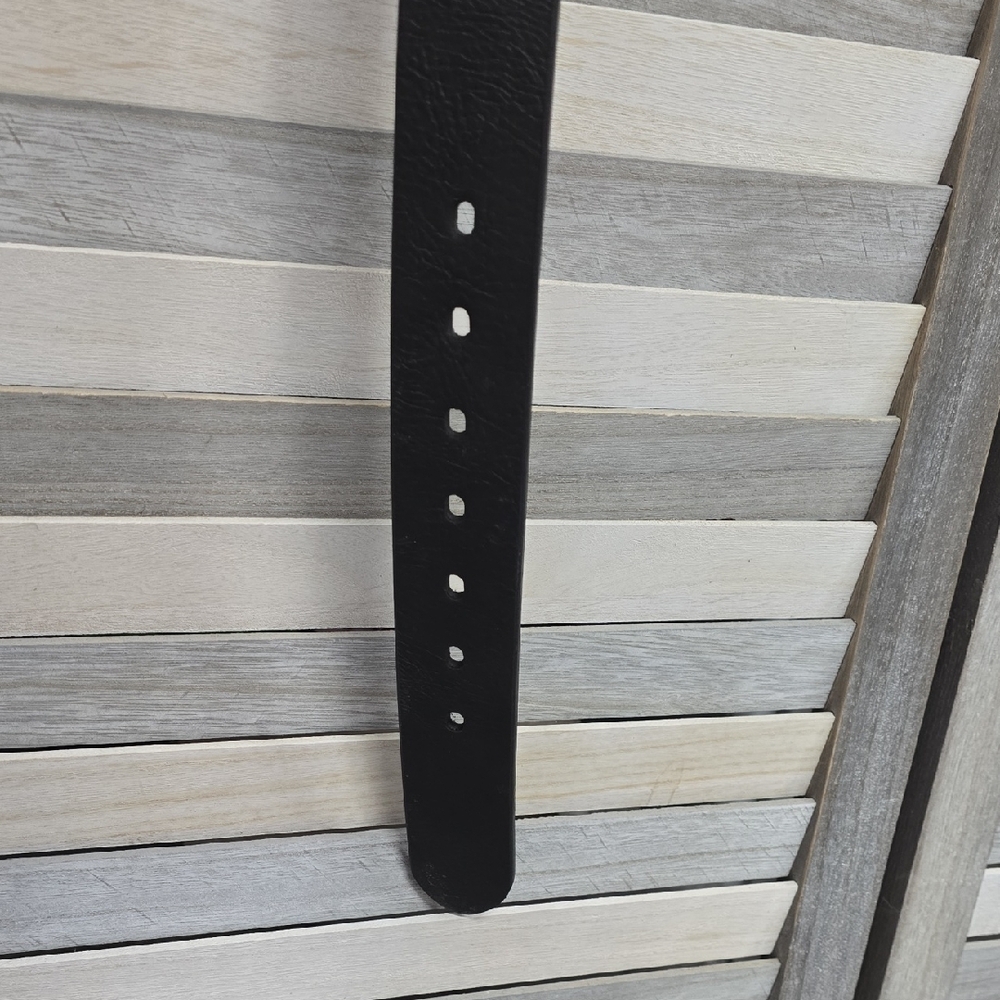 Denizen® from Levi’s® Men’s Belt – Black (Size M 34–36) - Picture 2 of 9